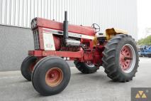 International 1468 1972 Vintage tractor  Van Dijk Heavy Equipment